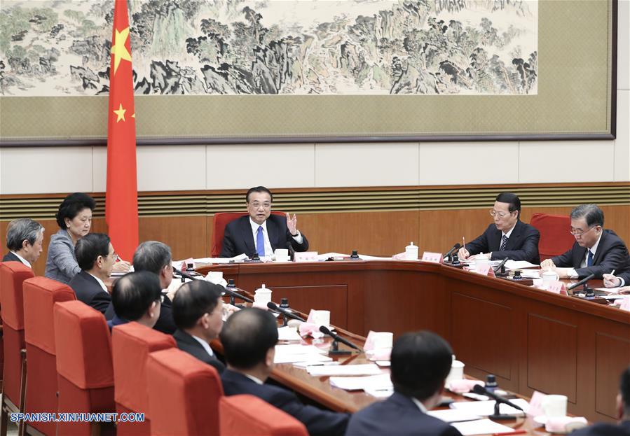Li Keqiang, primer ministro de China, señaló hoy miércoles que el país ha de continuar profundizando la apertura y la reforma, e incrementando la competitividad y la capacidad innovadora de la economía. Li Keqiang, primer ministro de China, señaló hoy miércoles que el país ha de continuar profundizando la apertura y la reforma, e incrementando la competitividad y la capacidad innovadora de la economía.