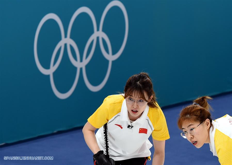 China logró mantener una pequeña posibilidad de ingresar a las semifinales al superar hoy a Canadá por 7-5 en la sesión de todos contra todos del curling femenino en los Juegos Olímpicos de Invierno 2018, que se realizan en el condado surcoreano de PyeongChang.