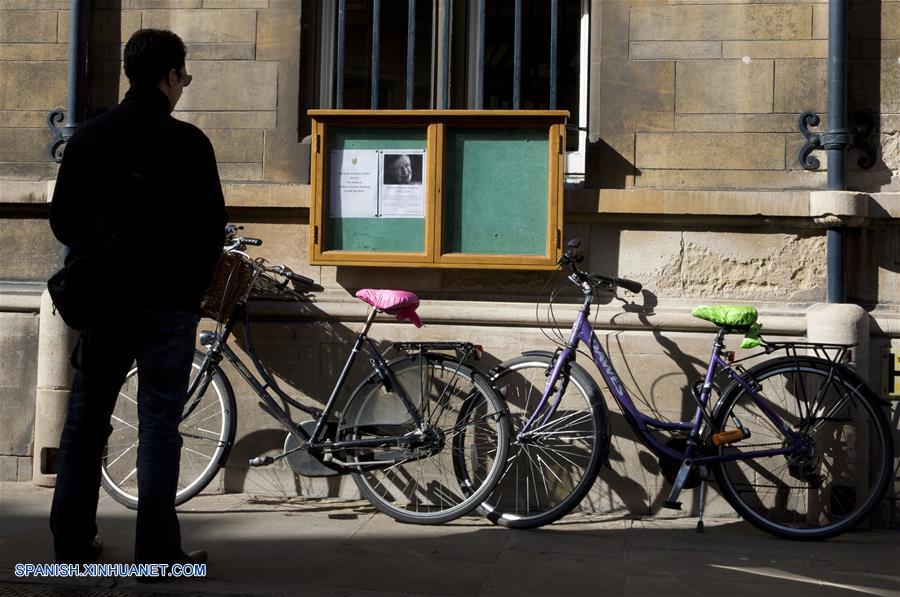 (3)REINO UNIDO-CAMBRIDGE-STEPHEN HAWKING-FALLECIMIENTO