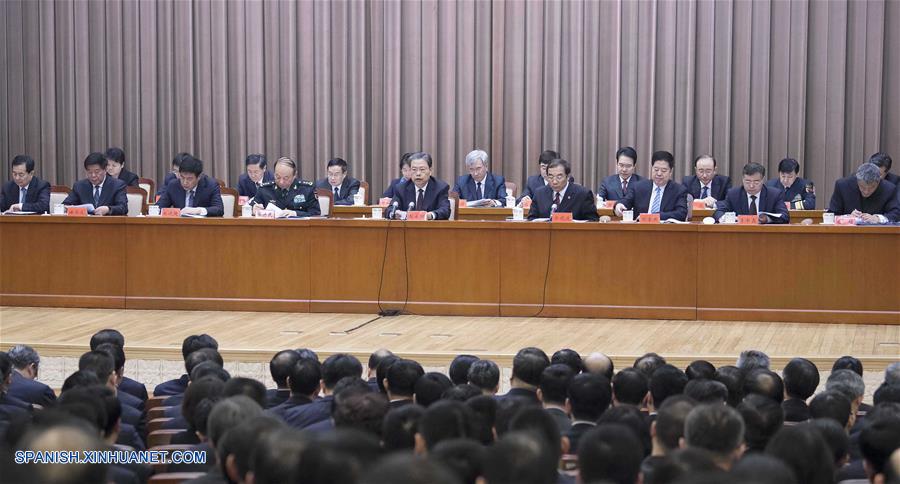 La comisión nacional de supervisión de China fue inaugurada oficialmente hoy cuando los subdirectores y miembros de la comisión recién nombrados juraron lealtad a la Constitución.