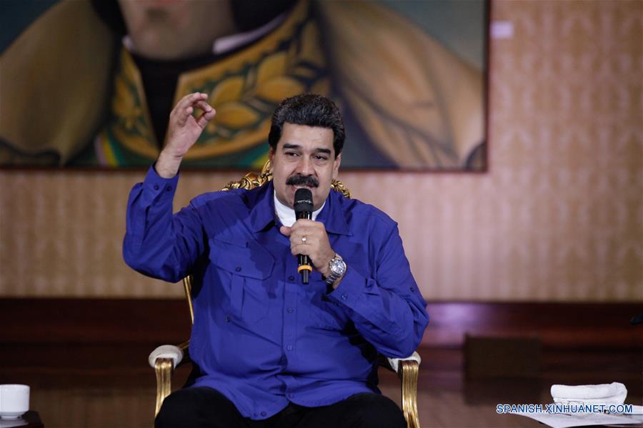 (4)VENEZUELA-CARACAS-MADURO-DECRETO 