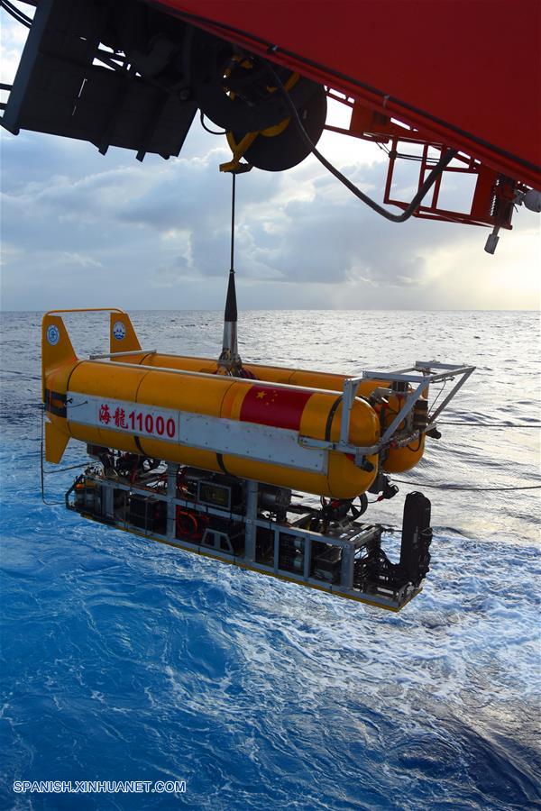 El sumergible no tripulado de China 'Hailong 11000' completó hoy su primera prueba en el océano Pacífico Occidental.