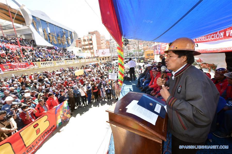 (1)BOLIVIA-ORURO-DIA DEL TRABAJO-MORALES
