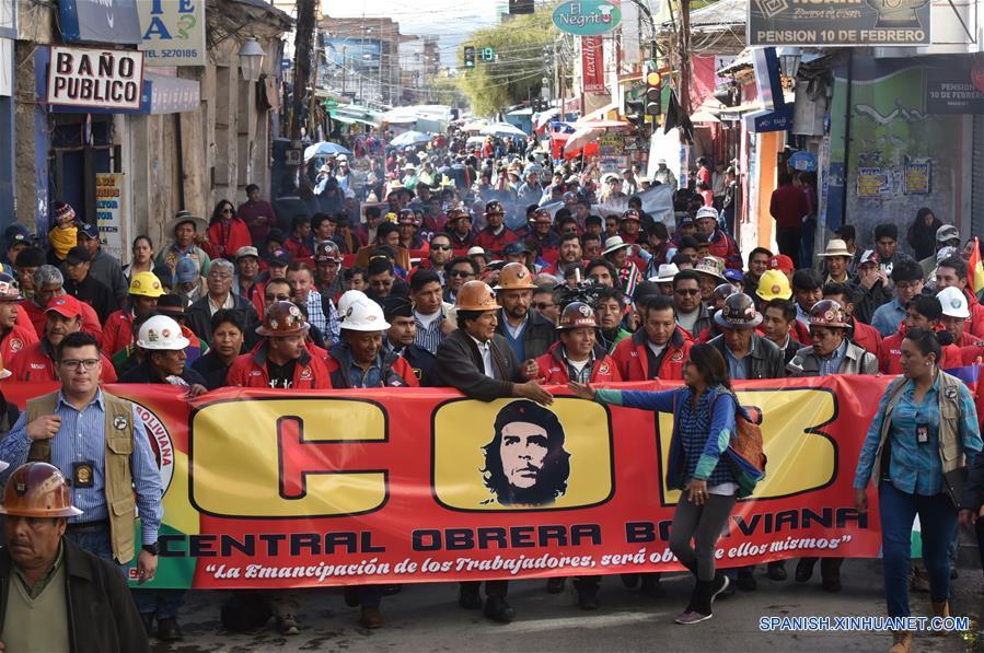 (3)BOLIVIA-ORURO-DIA DEL TRABAJO-MORALES