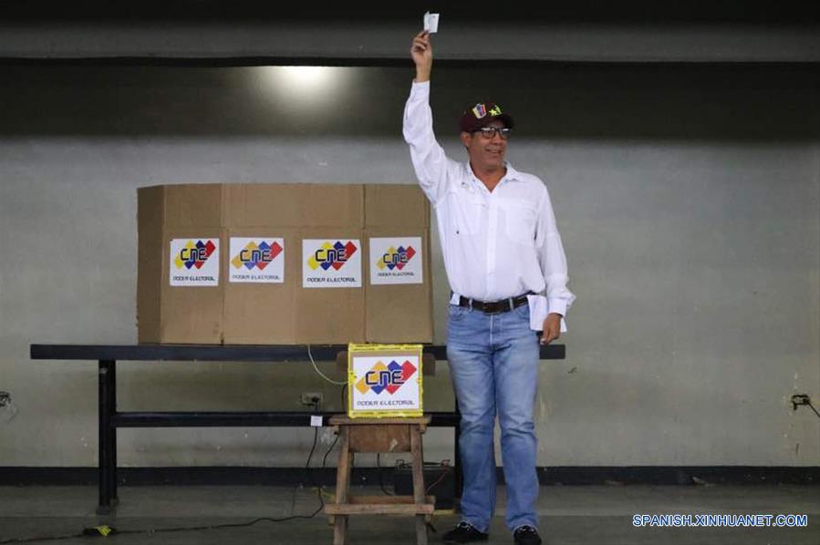 (40)VENEZUELA-LARA-ELECCIONES-HENRI FALCON