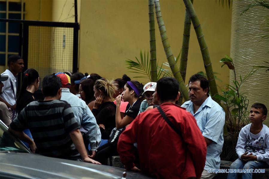 VENEZUELA-CARACAS-GRANADA LACRIMOGENA-EXPLOSION