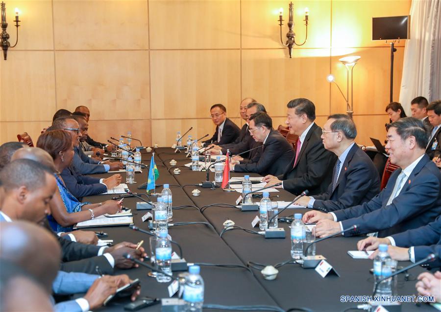 RUANDA-KIGALI-CHINA-XI JINPING-KAGAME-CONVERSACIONES