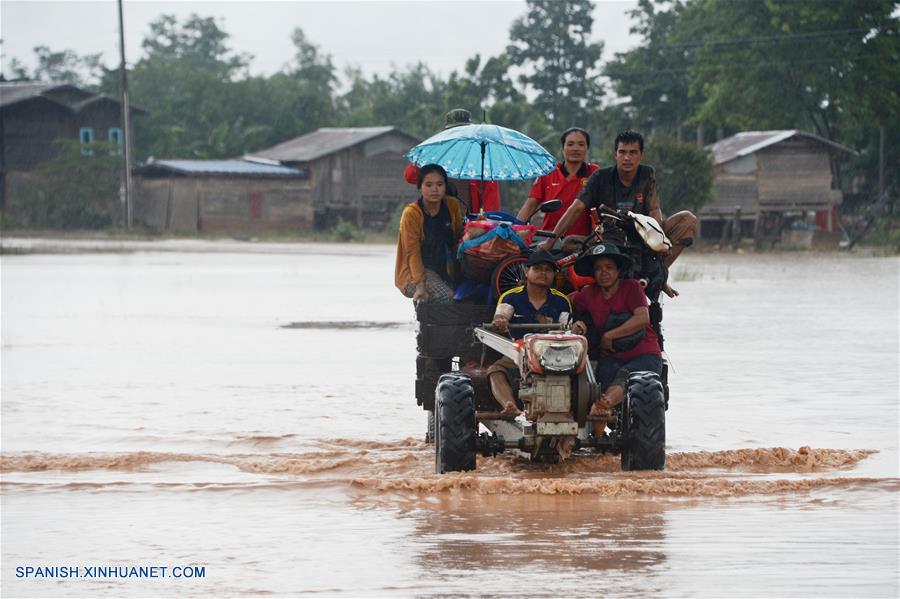 LAOS-ATTAPEU-PRESA-COLAPSO