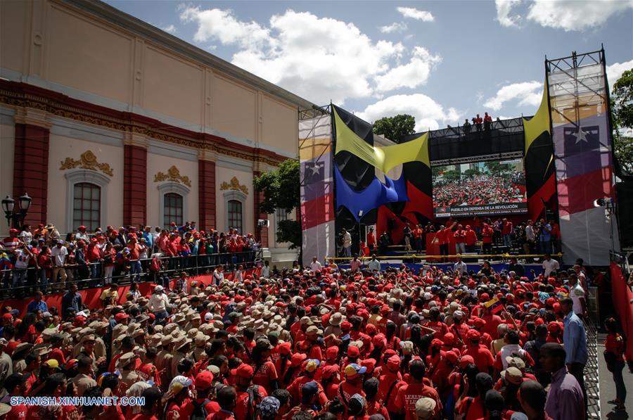 VENEZUELA-CARACAS-MARCHA-MADURO