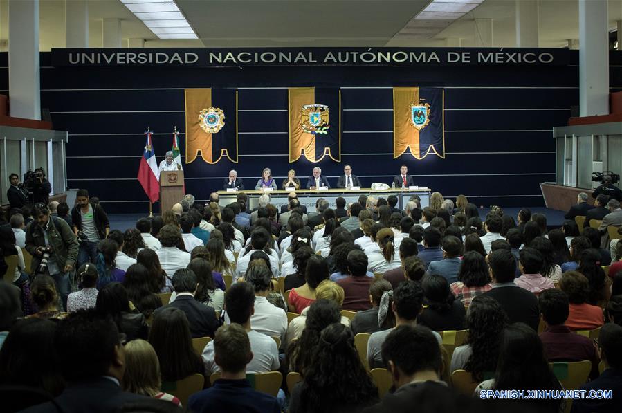 MEXICO-CIUDAD DE MEXICO-CHILE-CONFERENCIA MAGISTRAL