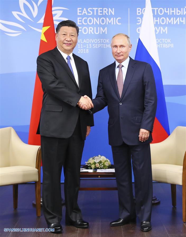 RUSIA-VLADIVOSTOK-CHINA-XI JINPING-PUTIN-CONVERSACIONES