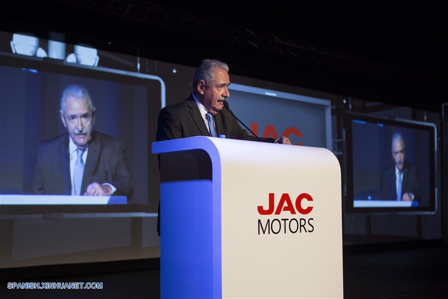 ARGENTINA-BUENOS AIRES-CHINA-AUTOMOVILES-PRESENTACION