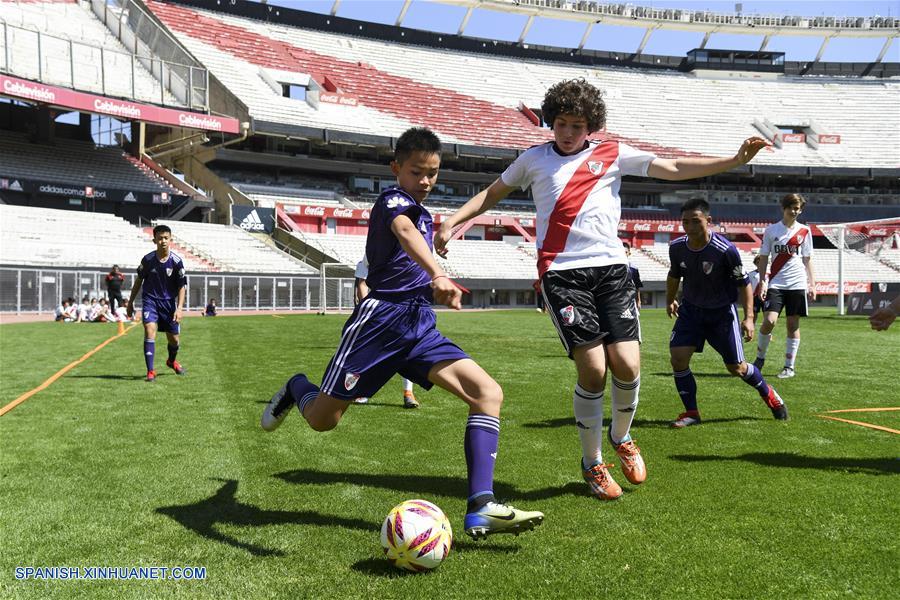 ARGENTINA-BUENOS AIRES-TAILANDIA-FUTBOL