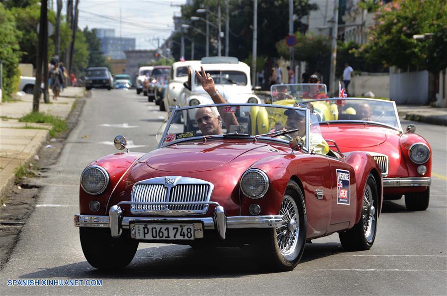 CUBA-HABANA-AUTOMOVILES ANTIGUOS