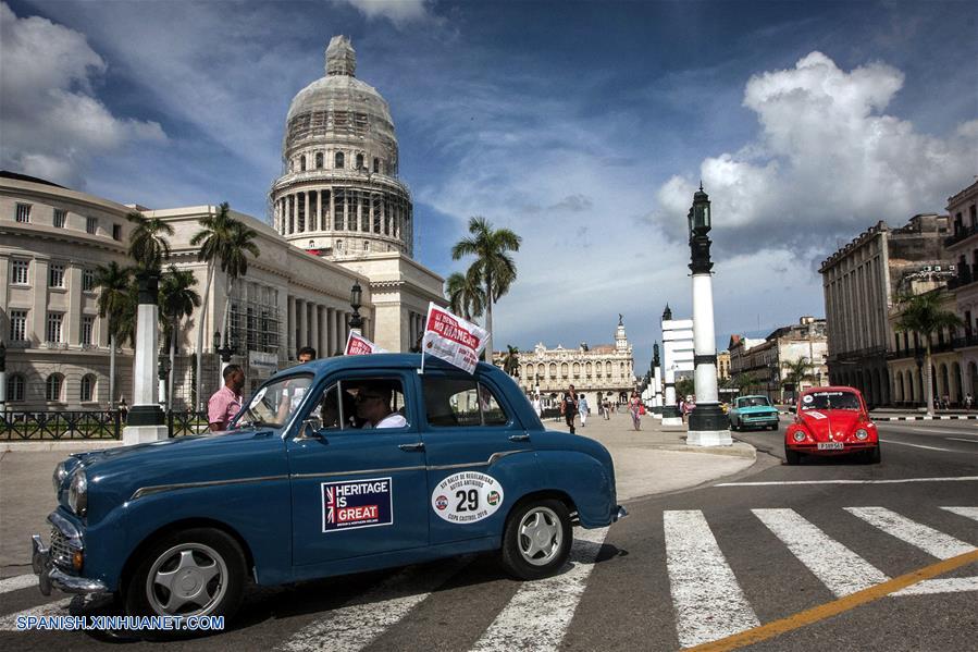 CUBA-HABANA-AUTOMOVILES CLASICOS