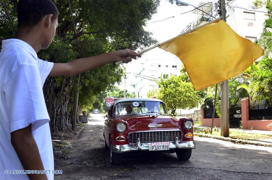 CUBA-HABANA-AUTOMOVILES CLASICOS