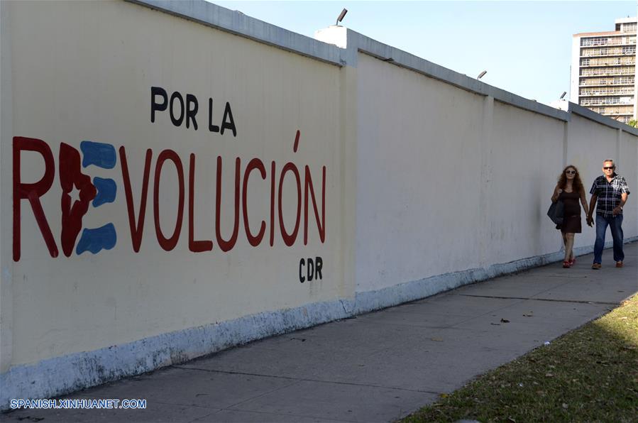 CUBA-HABANA-CARTELES-REVOLUCION-SERIE