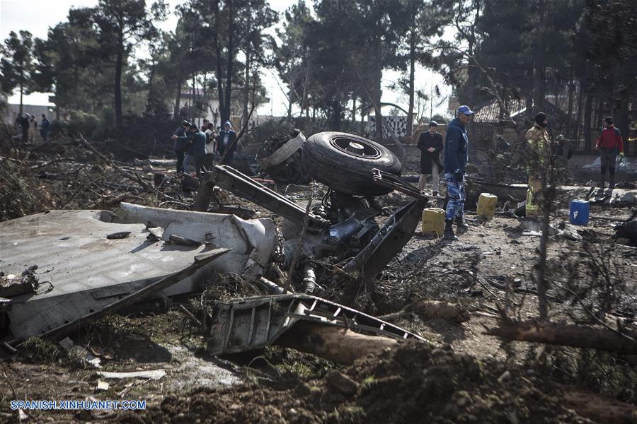 IRAN-KARAJ-ACCIDENTE-AVION