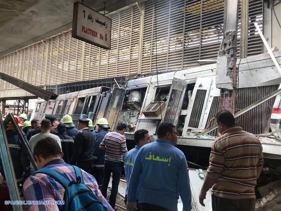 EGIPTO-CAIRO-ESTACION DE TRENES-INCENDIO