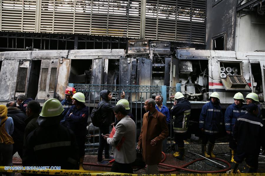 EGIPTO-CAIRO-ESTACION DE TRENES-INCENDIO