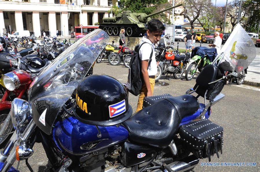 CUBA-HABANA-MOTOTURISMO-ANIVERSARIO