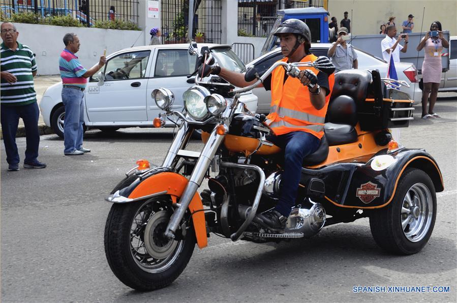 CUBA-HABANA-MOTOTURISMO-ANIVERSARIO