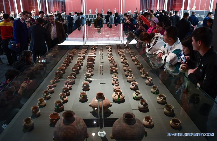 CHINA-BEIJING-RELIQUIAS CULTURALES REPATRIADAS-EXHIBICION
