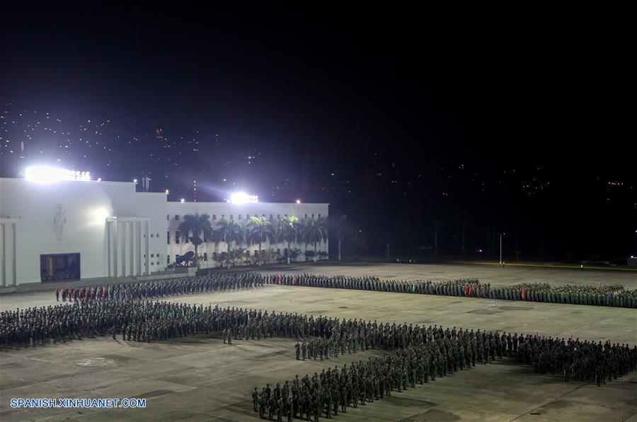 VENEZUELA-CARACAS-MADURO-MILITARES