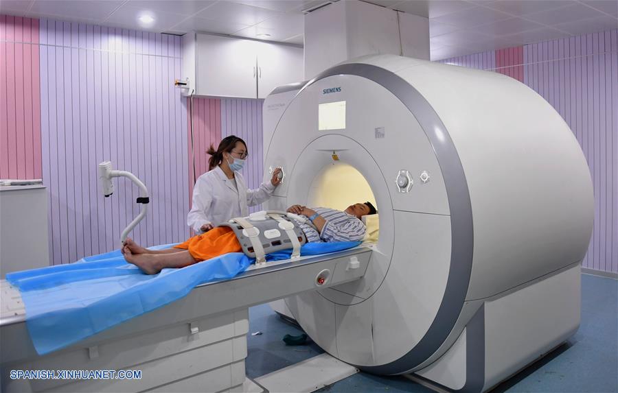 CHINA-LHASA-HOSPITAL PUBLICO-SUBSIDIOS GUBERNAMENTALES-INCREMENTO