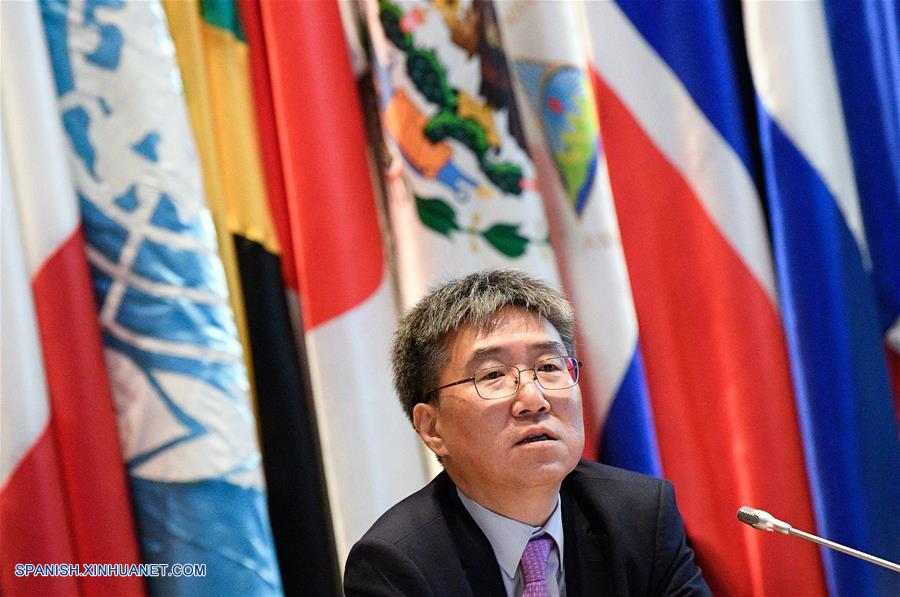 CHILE-SANTIAGO-CEPAL-HA JOON CHANG-CATEDRA
