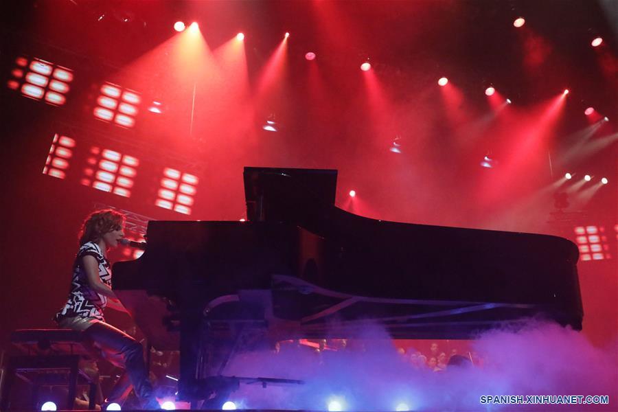 VENEZUELA-CARACAS-QUEEN-TRIBUTO