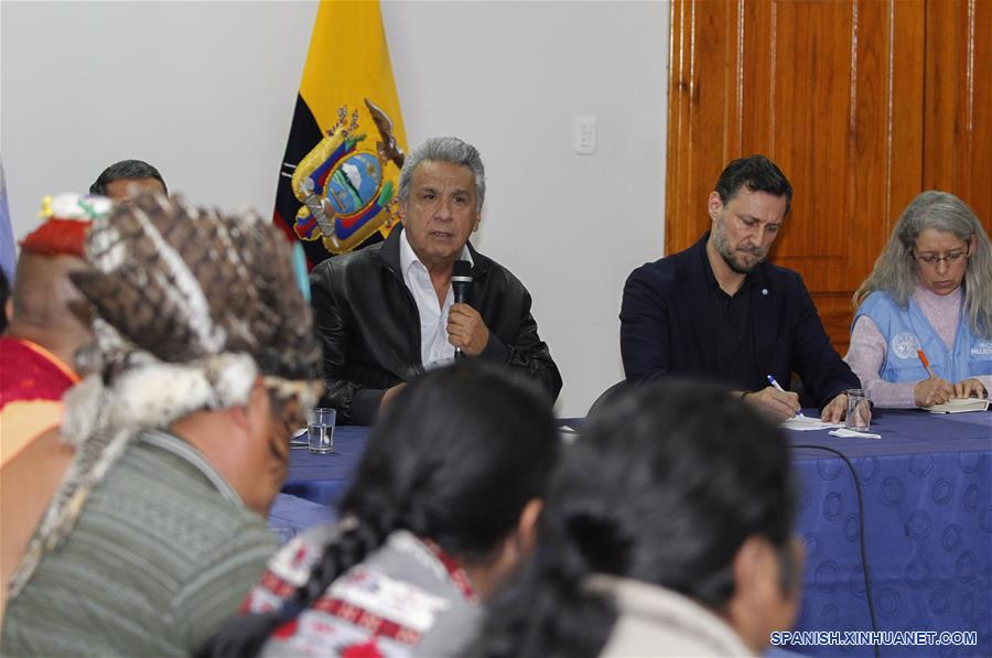 ECUADOR-QUITO-REUNION