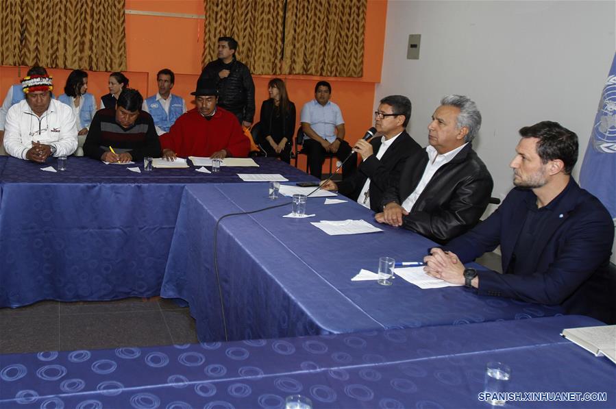 ECUADOR-QUITO-REUNION