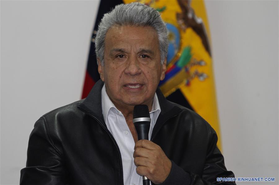 ECUADOR-QUITO-REUNION