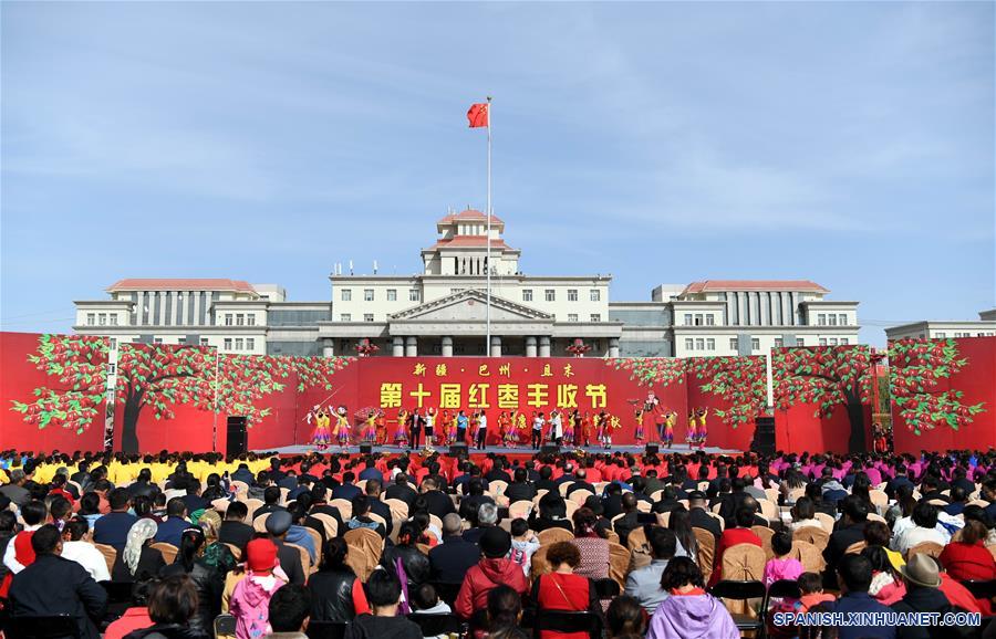 CHINA-XINJIANG-QIEMO-FESTIVAL DE LA COSECHA DE JUJUBE 