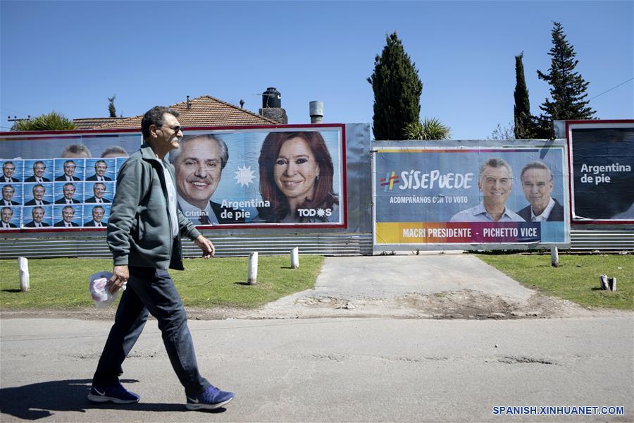 ARGENTINA-MAR DEL PLATA-ELECCIONES-CARTELES DE CAMPAÑA