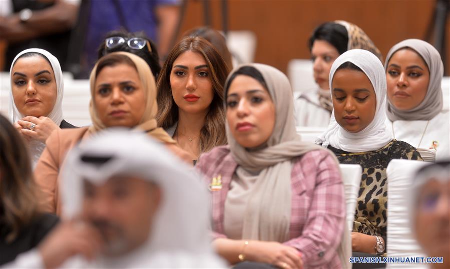KUWAIT-GOBERNACION DE FARWANIYA-FORO DE MUJERES PERIODISTAS 