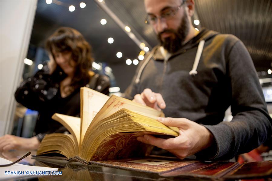 ARGENTINA-BUENOS AIRES-FERIA DEL LIBRO ANTIGUO