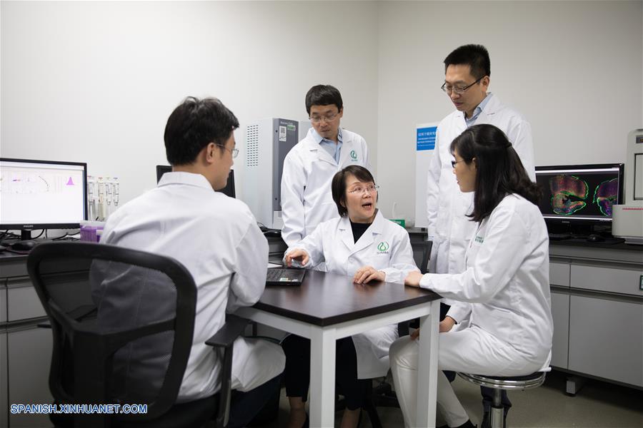 CHINA-SHANGHAI-MEDICAMENTO ALZHEIMER-APROBADO
