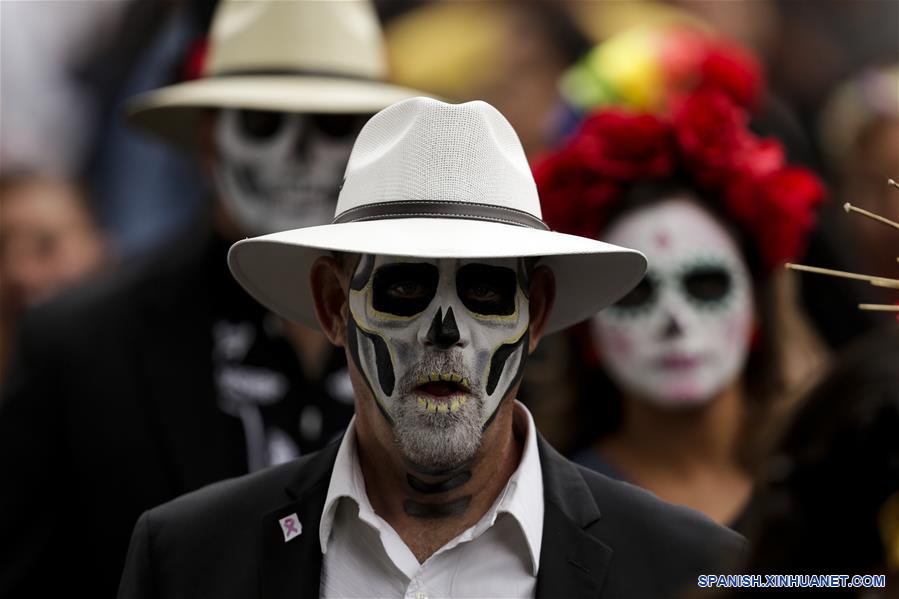 MEXICO-CIUDAD DE MEXICO-DIA DE MUERTOS-DESFILE