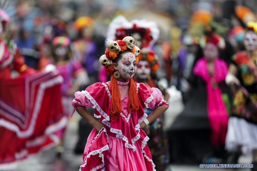 MEXICO-CIUDAD DE MEXICO-DIA DE MUERTOS-DESFILE
