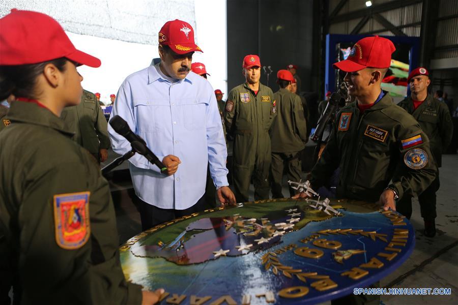 VENEZUELA-ANZOATEGUI-MADURO-DENUNCIA
