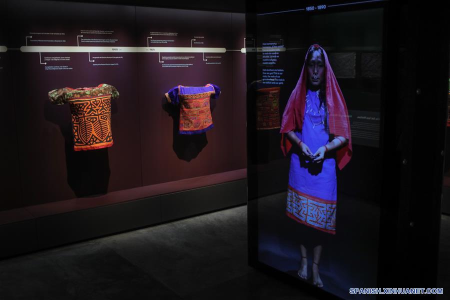 PANAMA-CIUDAD DE PANAMA-EXPOSICION TEXTIL
