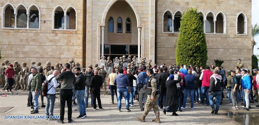 LIBANO-TRIPOLI-EDIFICIO COLAPSO-PROTESTA