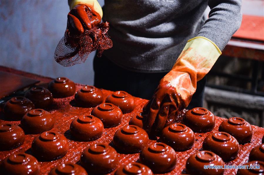 CHINA-BEIJING-TALLADO EN LACA