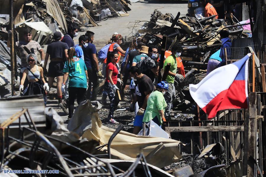 CHILE-VALPARAISO-INCENDIO FORESTAL-DAÑOS