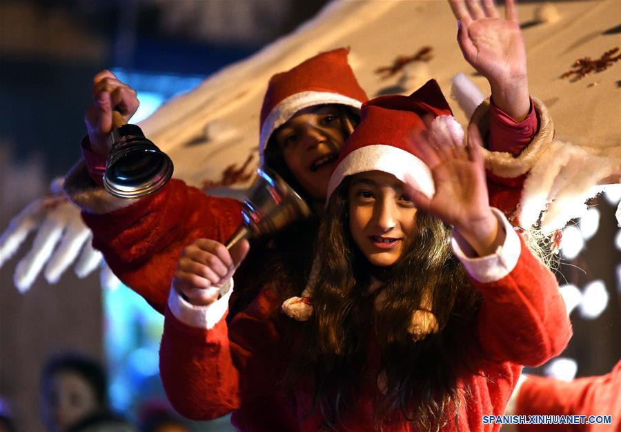 SIRIA-DAMASCO-NAVIDAD-CELEBRACION