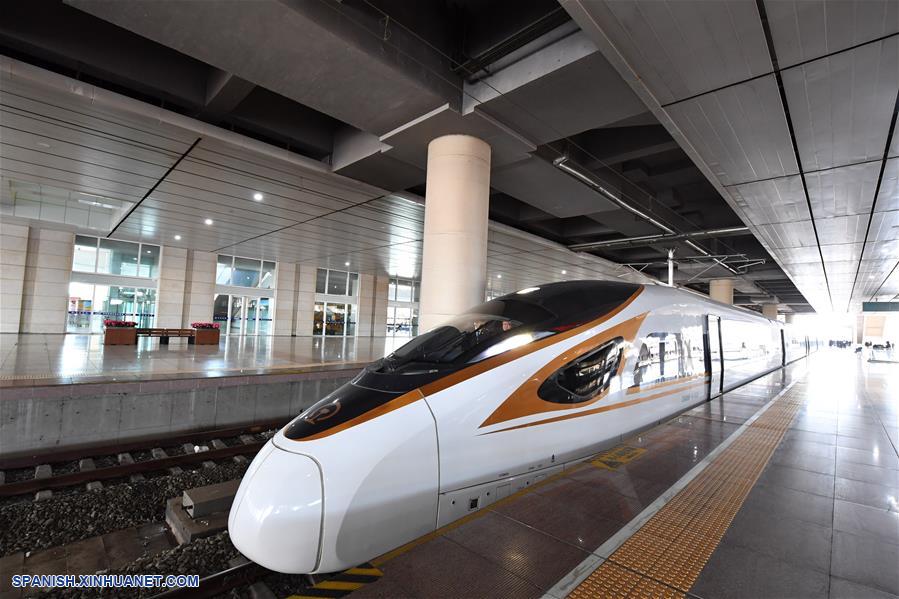 CHINA-BEIJING-HOHHOT-INAUGURACION-TREN DE ALTA VELOCIDAD 