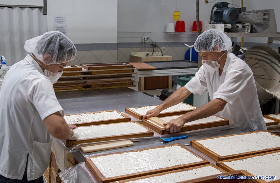 COSTA RICA-HEREDIA-CHINA-TURRONES-EXPORTACION