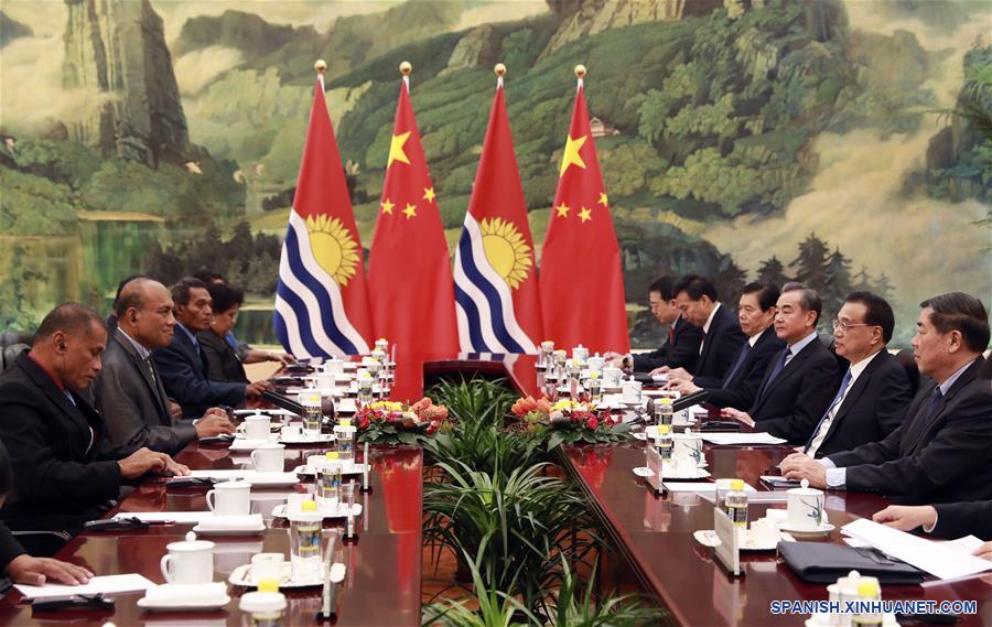 CHINA-BEIJING-LI KEQIANG-KIRIBATI-PRESIDENTE-REUNION